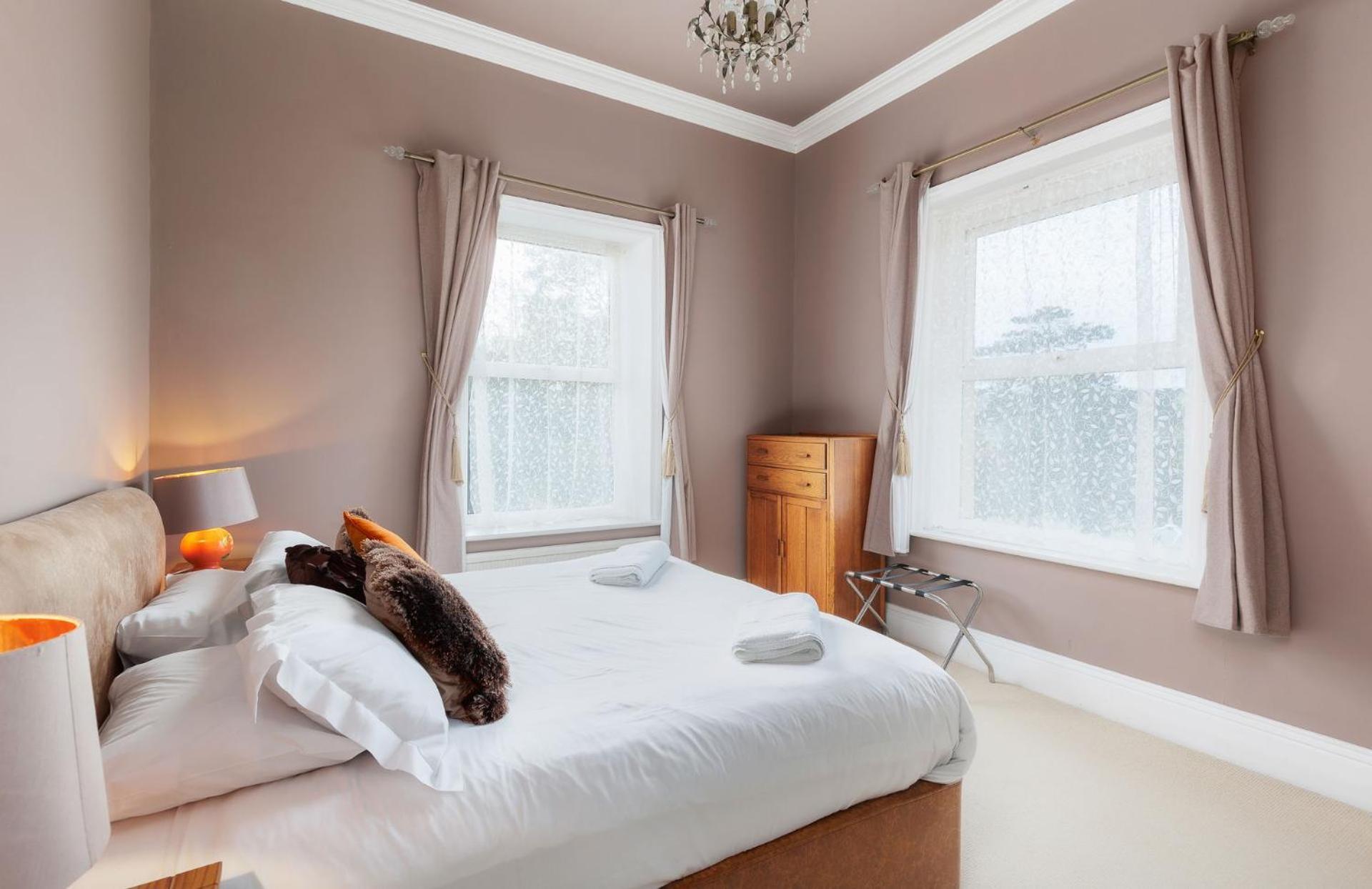 Clevelands Country House Coastal & Countryside Wroxall  エクステリア 写真